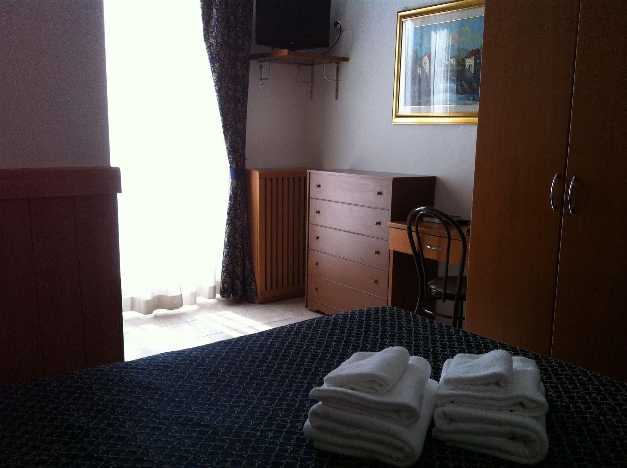 Hotel Aurelia Milano Centrale Екстер'єр фото
