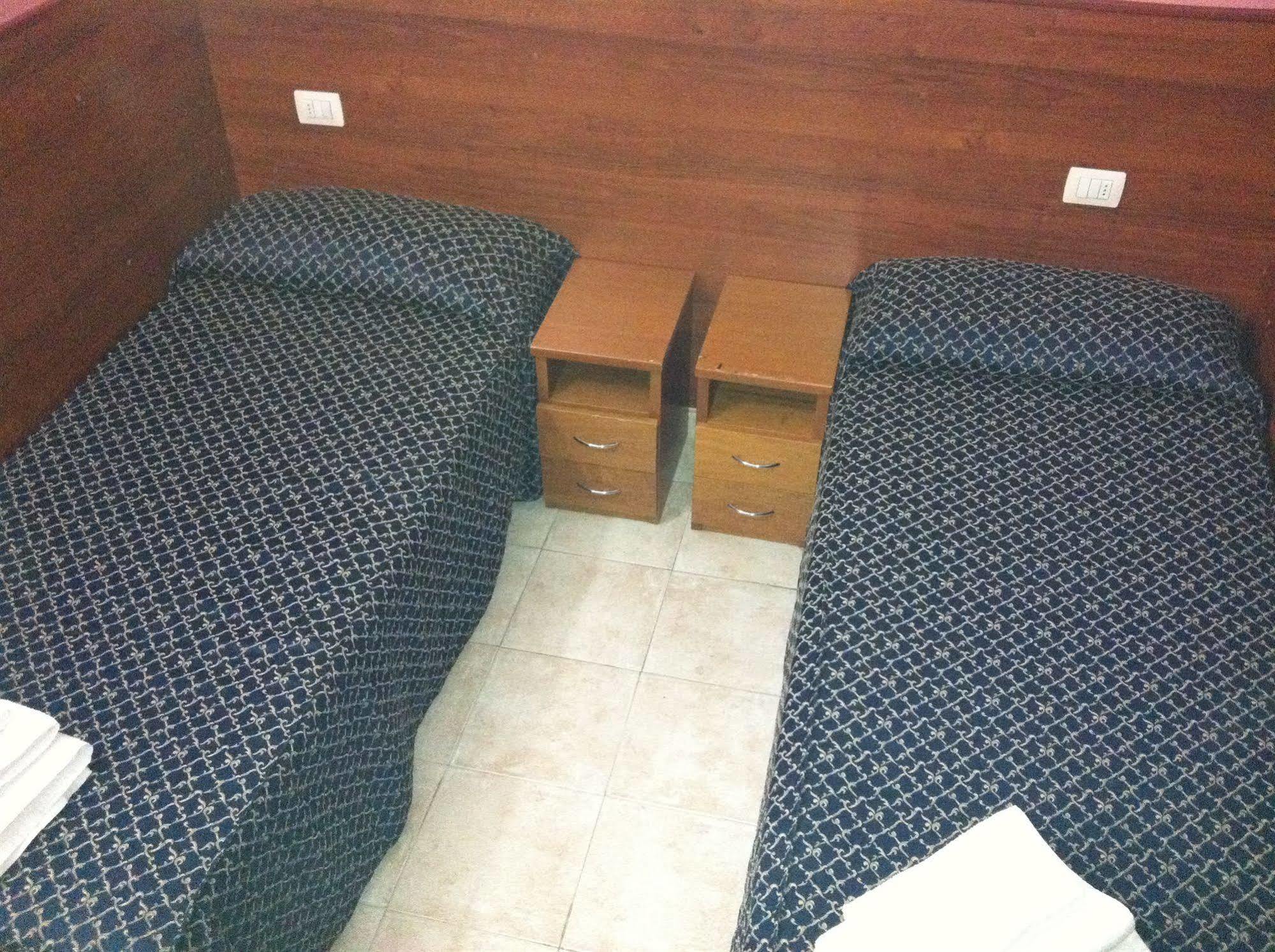 Hotel Aurelia Milano Centrale Екстер'єр фото